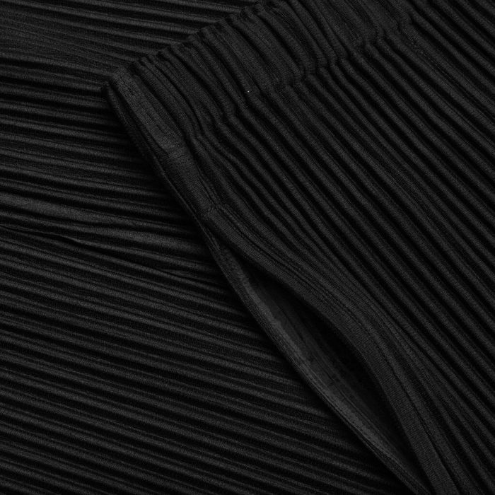 d469f07eb7c6de60e85d4ba87981d31b.jpg